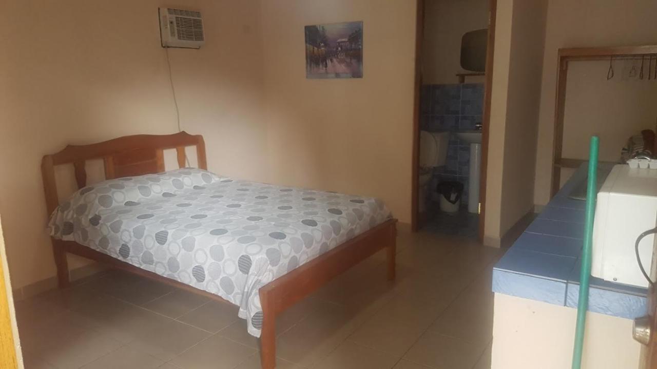 Sunrise Inn Puerto Armuelles Buitenkant foto